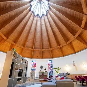  Apartment Dreamcation - Ehemalige Kirche&souterrain Wohnung, 3d-tour, Terrasse, Bbq, Kamin